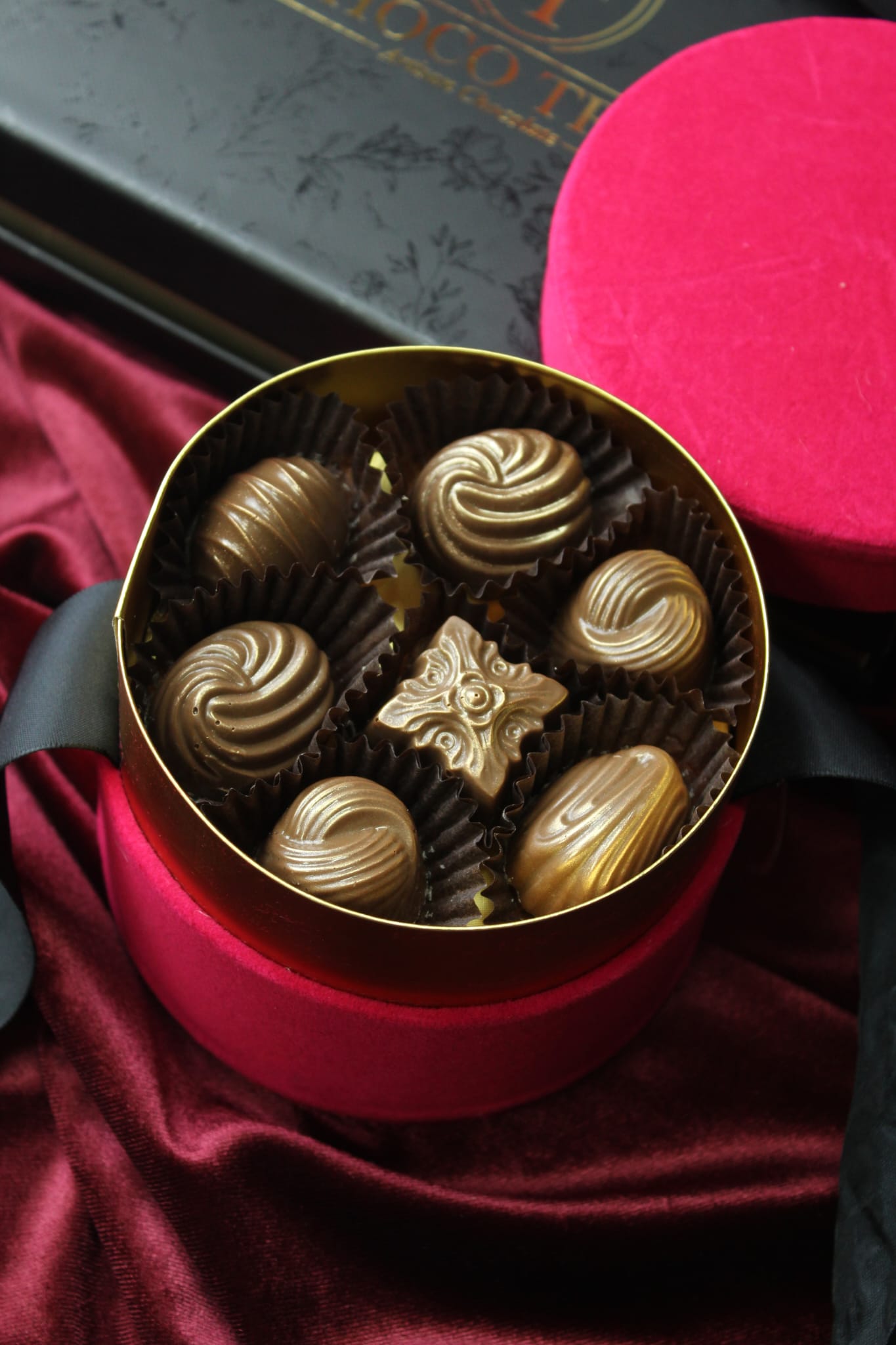 14 Stuks Chocolade in Fluwelen Box